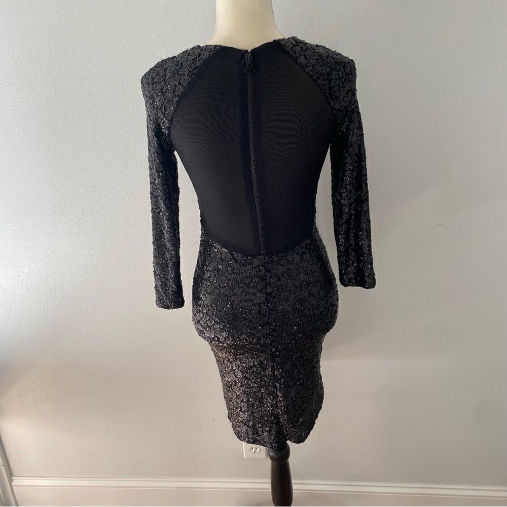 Alice + Olivia Black Sequin Bodycon Stretchy Mini Cocktail Dress - Picture 2 of 8